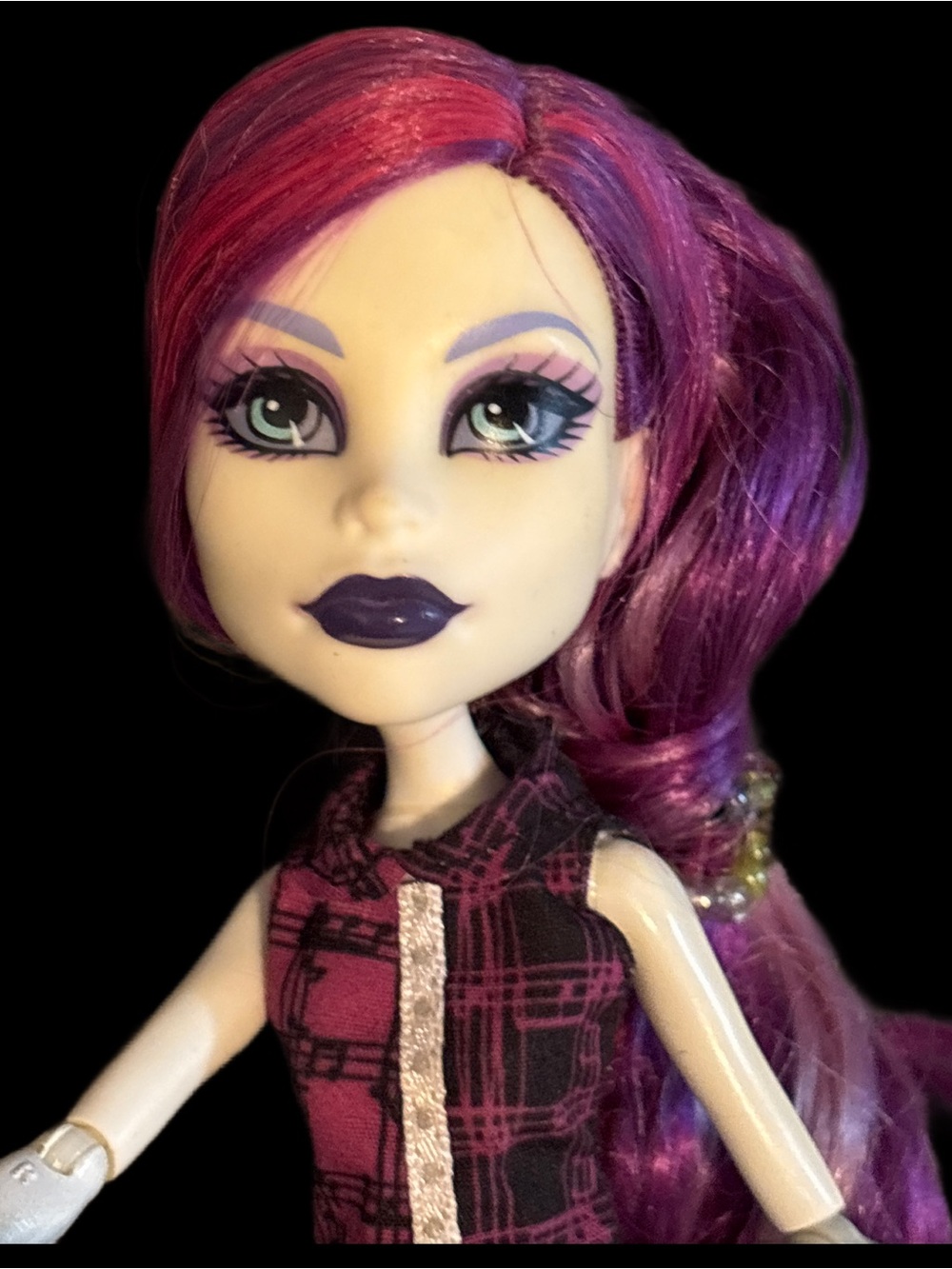 Monster High Booriginal Spectra Vondergeist - small flaw